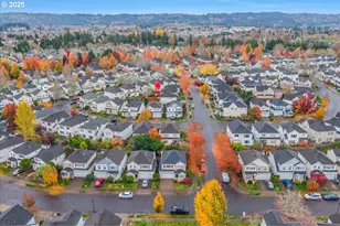 16905 NW Arizona Dr, Beaverton, OR 97006 - Photo 37