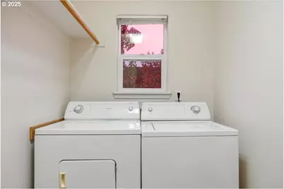 16905 NW Arizona Dr, Beaverton, OR 97006 - Photo 33