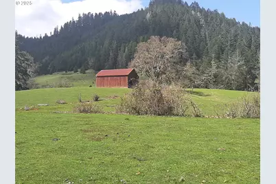 [Address not provided], Oakland, OR 97462 - Photo 11