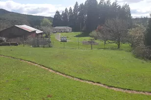 [Address not provided], Oakland, OR 97462 - Photo 5