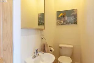 402 Bluff Rd, Hood River, OR 97031 - Photo 25