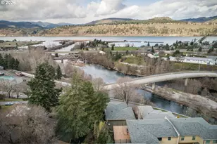 402 Bluff Rd, Hood River, OR 97031 - Photo 35