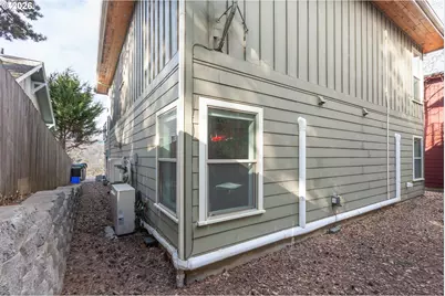 402 Bluff Rd, Hood River, OR 97031 - Photo 43