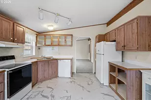 77500 S 6th St, Cottage Grove, OR 97424 - Photo 13