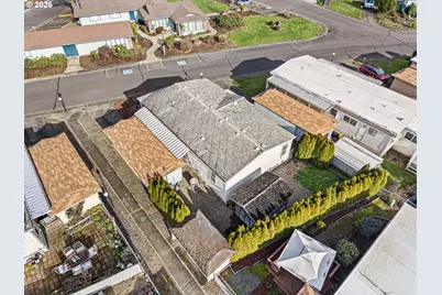 77500 S 6th St #B7, Cottage Grove, OR 97424 - Photo 7