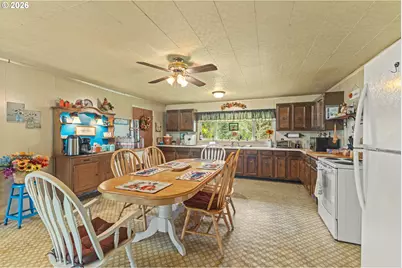 50156 Myrtle Creek Rd, Myrtle Point, OR 97458 - Photo 7