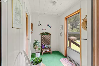 50156 Myrtle Creek Rd, Myrtle Point, OR 97458 - Photo 23