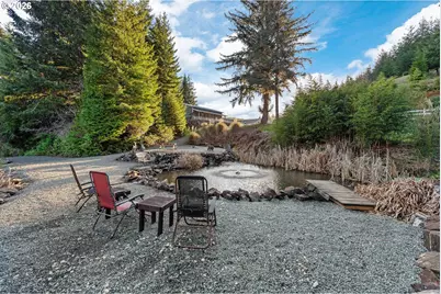 92735 Boots Dr, Coos Bay, OR 97420 - Photo 5