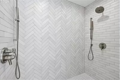 26500 SW Petes Mountain Rd, West Linn, OR 97068 - Photo 23
