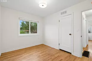 9216 SE Alder St, Portland, OR 97216 - Photo 17