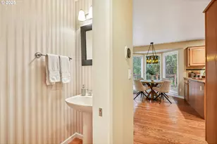 10114 SE Clatsop St, Portland, OR 97266 - Photo 13