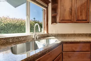 219 Schooner Bay Dr, Brookings, OR 97415 - Photo 19