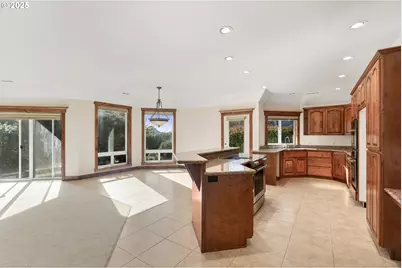 219 Schooner Bay Dr, Brookings, OR 97415 - Photo 15