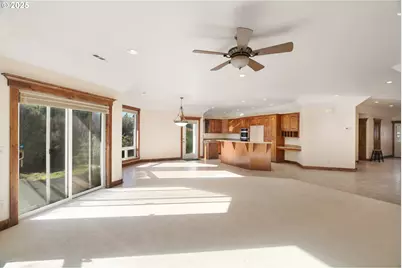 219 Schooner Bay Dr, Brookings, OR 97415 - Photo 13