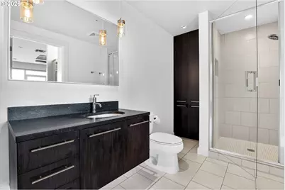 949 NW Overton St #901, Portland, OR 97209 - Photo 19