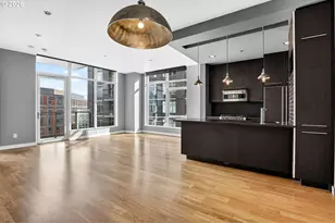 949 NW Overton St, Portland, OR 97209 - Photo 11