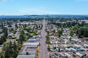 13055 SE Stark St, Portland, OR 97233 - Photo 29
