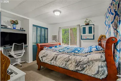 13055 SE Stark St #5, Portland, OR 97233 - Photo 19
