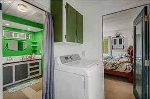 13055 SE Stark St, Portland, OR 97233 - Photo 17