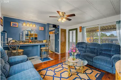 13055 SE Stark St #5, Portland, OR 97233 - Photo 7