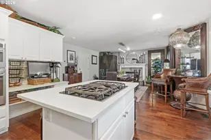 16697 NW Graf St, Portland, OR 97229 - Photo 9
