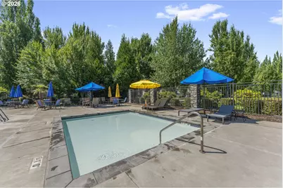 1271 SE Leander St, Hillsboro, OR 97123 - Photo 35