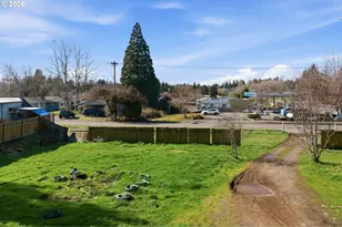 21260 SE Stark St, Gresham, OR 97030 - Photo 9