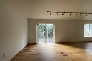 1006 NE Mariners Loop, Portland, OR 97211 - Photo 15