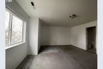 1006 NE Mariners Loop, Portland, OR 97211 - Photo 29