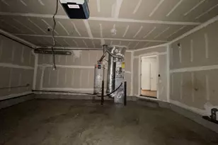 1006 NE Mariners Loop, Portland, OR 97211 - Photo 7