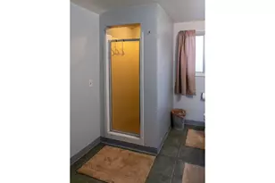 207 W D St, Springfield, OR 97477 - Photo 23