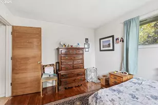 207 W D St, Springfield, OR 97477 - Photo 15