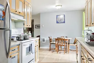 207 W D St, Springfield, OR 97477 - Photo 11