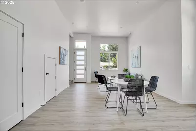 94 NE 148th Ave #1, Portland, OR 97230 - Photo 5