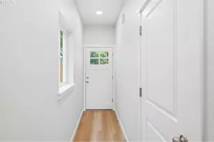 1228 SE 151st Ave, Portland, OR 97233 - Photo 5