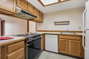 8717 SE Monterey Ave, Happy Valley, OR 97086 - Photo 5