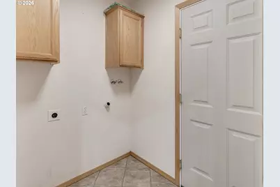 33955 Seven Oaks Dr, Scappoose, OR 97056 - Photo 13