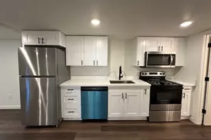 411 NE 92nd Ave, Portland, OR 97220 - Photo 25
