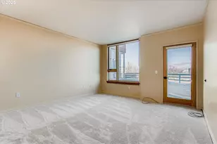 1132 SW 19th Ave, Portland, OR 97205 - Photo 15