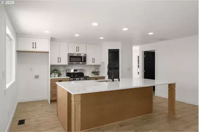 17950 NW Avalon Dr, Portland, OR 97229 - Photo 9