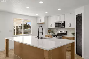 17950 NW Avalon Dr, Portland, OR 97229 - Photo 7