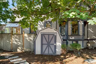 3635 S Corbett Ave, Portland, OR 97239 - Photo 29