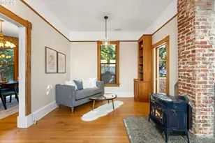 3635 S Corbett Ave, Portland, OR 97239 - Photo 11