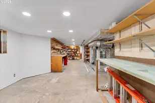 3635 S Corbett Ave, Portland, OR 97239 - Photo 25