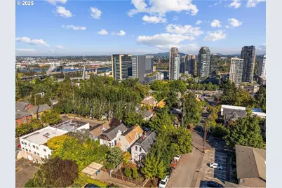 3635 S Corbett Ave, Portland, OR 97239 - Photo 27