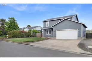179 Rainbow Ridge Ave, Roseburg, OR 97471 - Photo 3