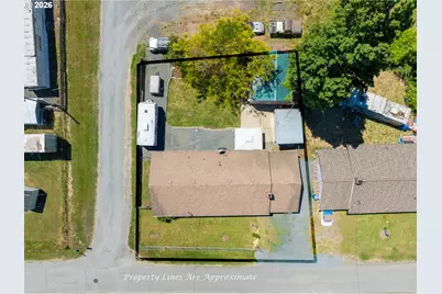 321 W Date St, Powers, OR 97466 - Photo 5