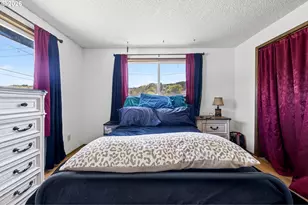 321 W Date St, Powers, OR 97466 - Photo 19
