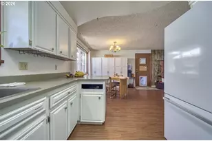 321 W Date St, Powers, OR 97466 - Photo 11