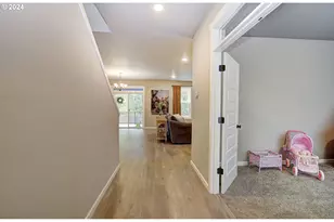 841 NW 28th St, Battle Ground, WA 98604 - Photo 5